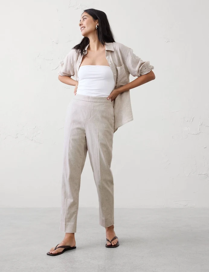 pants Women's Tapered High-Rise Linen-Blend Pant Banana Republic Factory $60