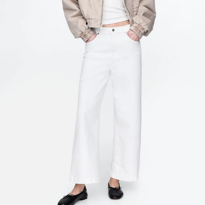 jeans Gap Women's High-Rise Stride Wide-Leg Ankle Jeans Gap $39.99