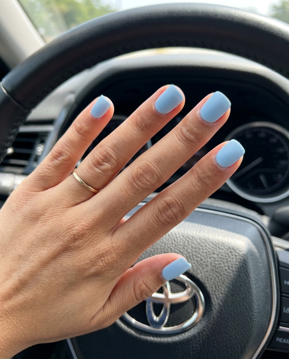 Simple summer nails 2026: Baby blue matte square shape. Calm, clean-girl for relaxation.
