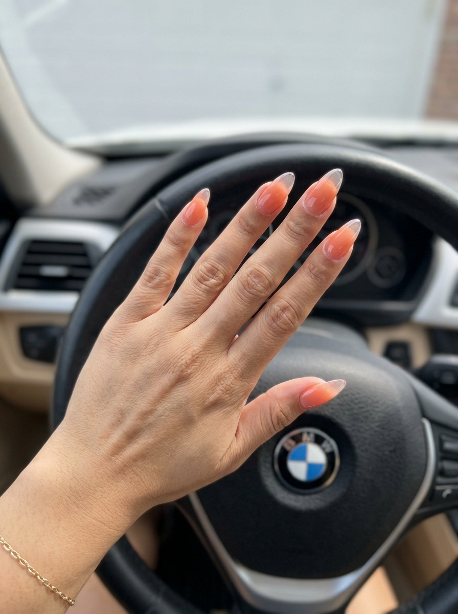Summer Classy Nails 2026: Sunset Jelly Almond Summer sunset jelly almond nails for summer classy nails 2026. Playful tropical vacation vibes.
