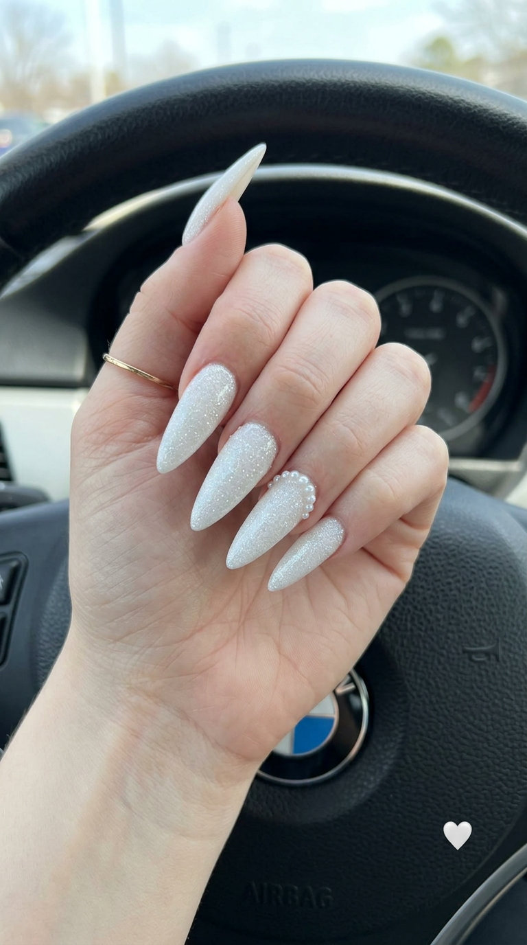Pearl Accent Short Round nails for summer wedding 2026: milky white with pearl details.