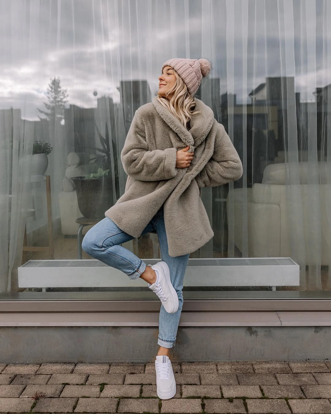 comfy fall outfits 2026 Soft Teddy Coats That Turn Cold Days Into Cozy Moments