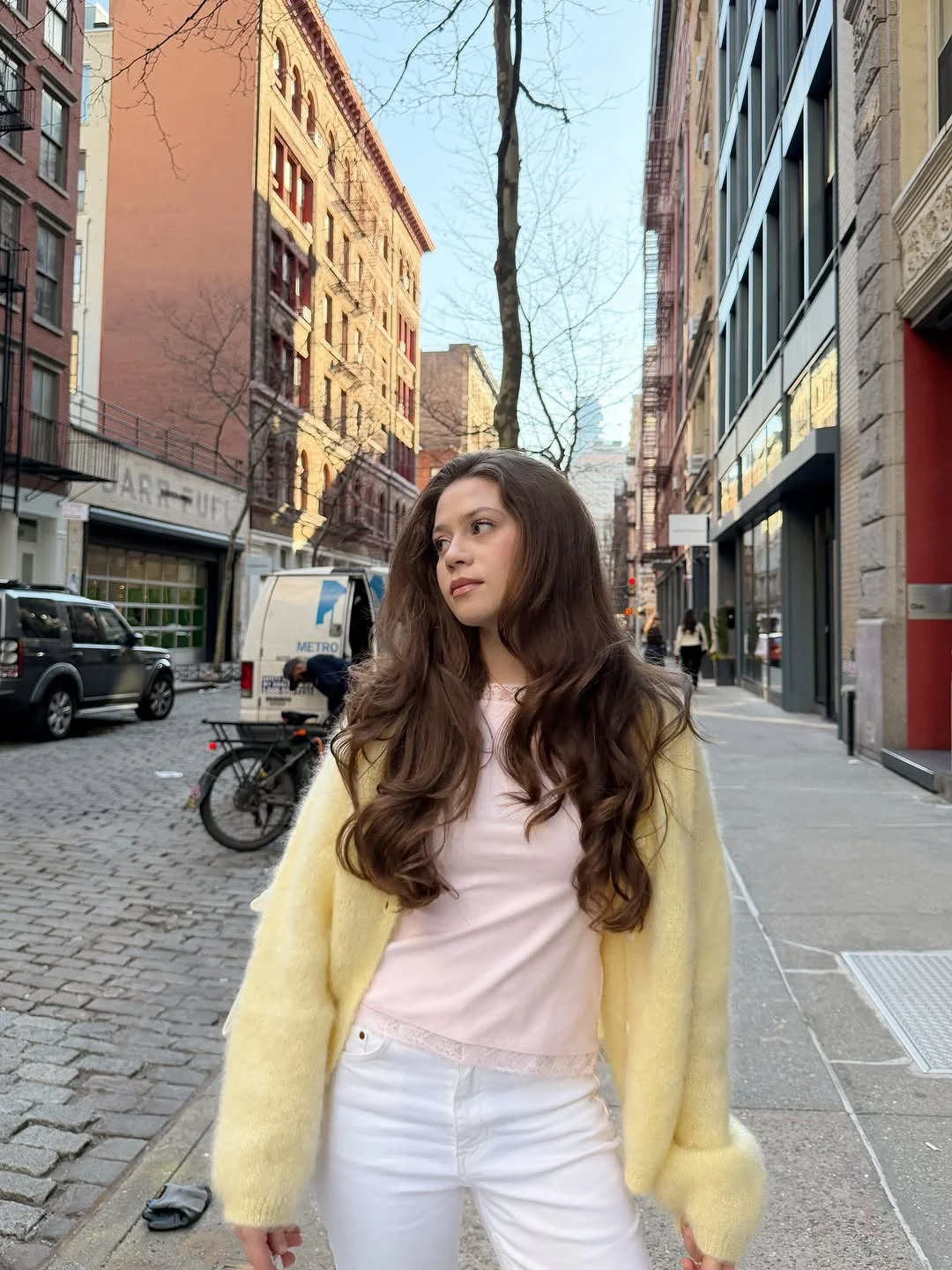 cute fall outfits docs 2026 Soft Pastels That Make Early Fall Feel Light and Feminine