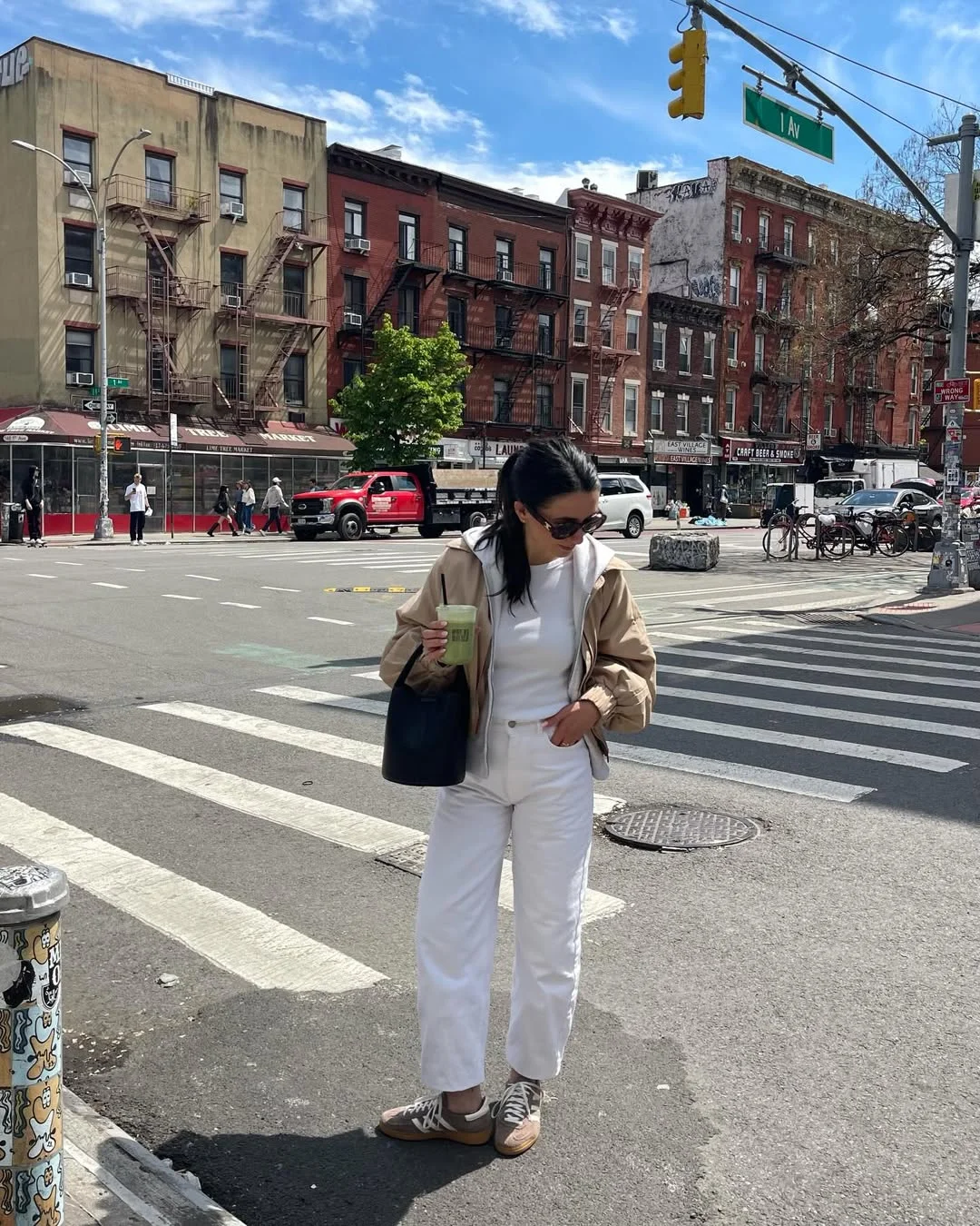 Early fall outfits ideas 2026 Clean Monochrome Layers For City Weekends