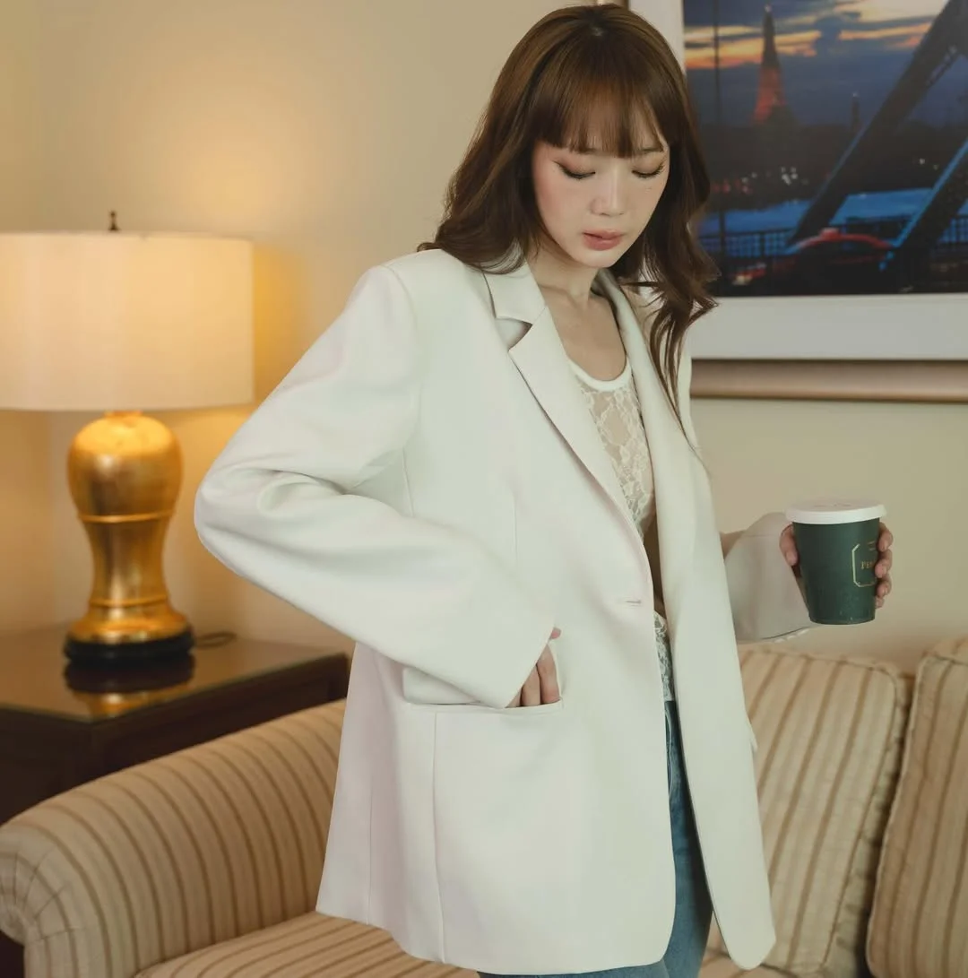 Fall blazer outfit inspo 2026 Relaxed Ivory Blazers for Effortless Everyday Layers