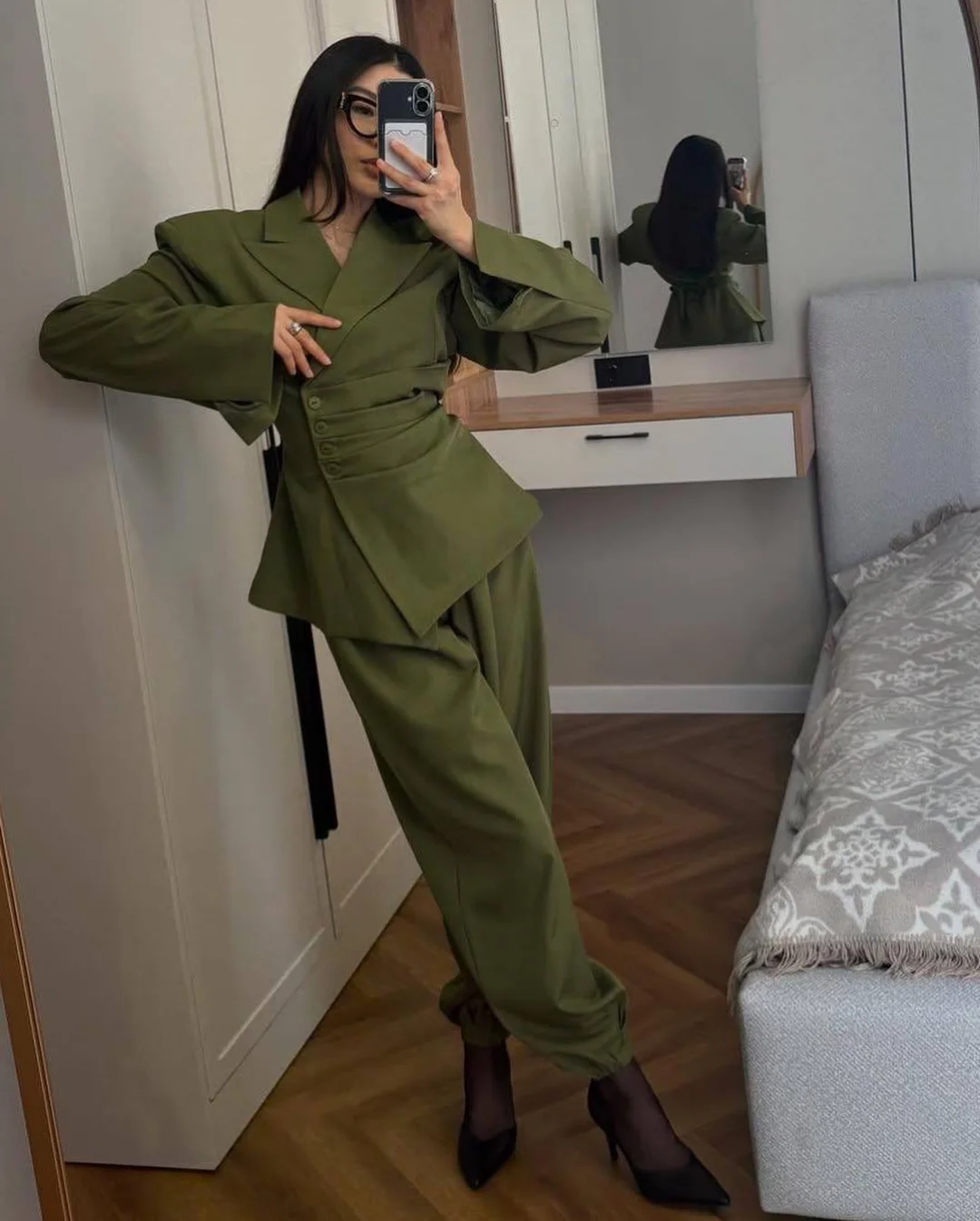 fall fashion inspiration 2026 The Olive Tailored Suit That Reinvents Power Dressing