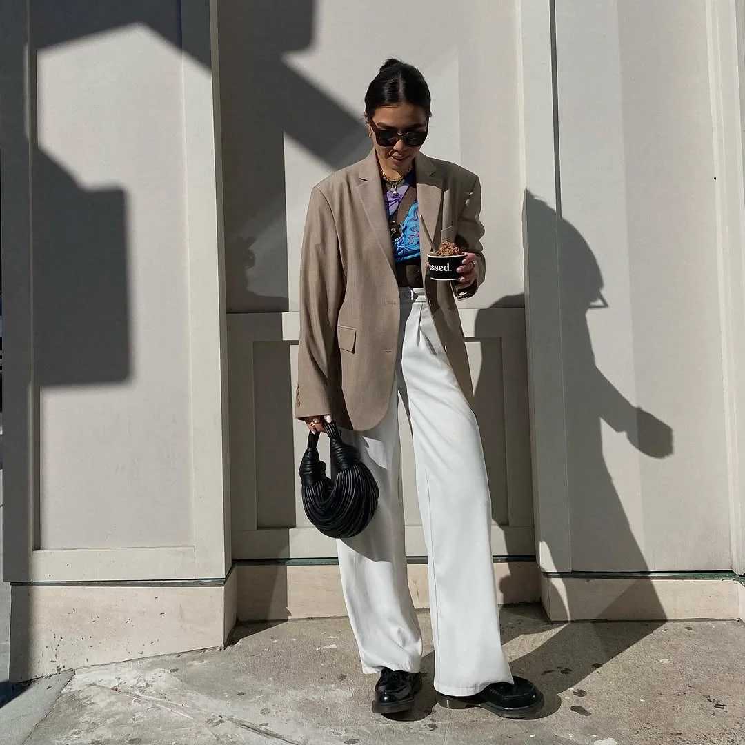 simple fall outfits 2026 Minimal Blazer Styling with Modern Proportions