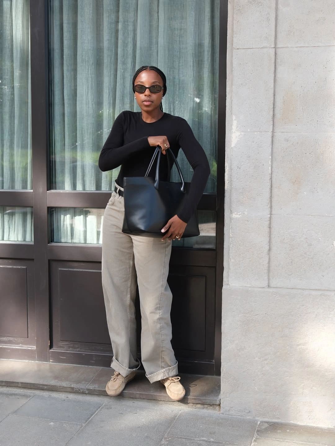 fall mom outfits 2026 Minimal Monochrome Basics That Always Look Expensive