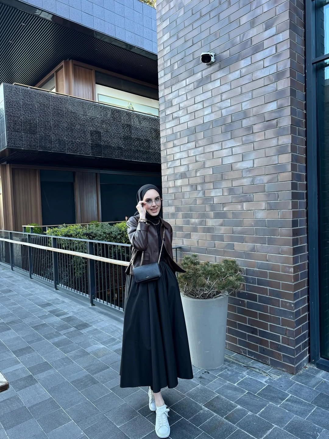 fall mom outfits 2026 Elegant Modest Layers With Everyday Comfort