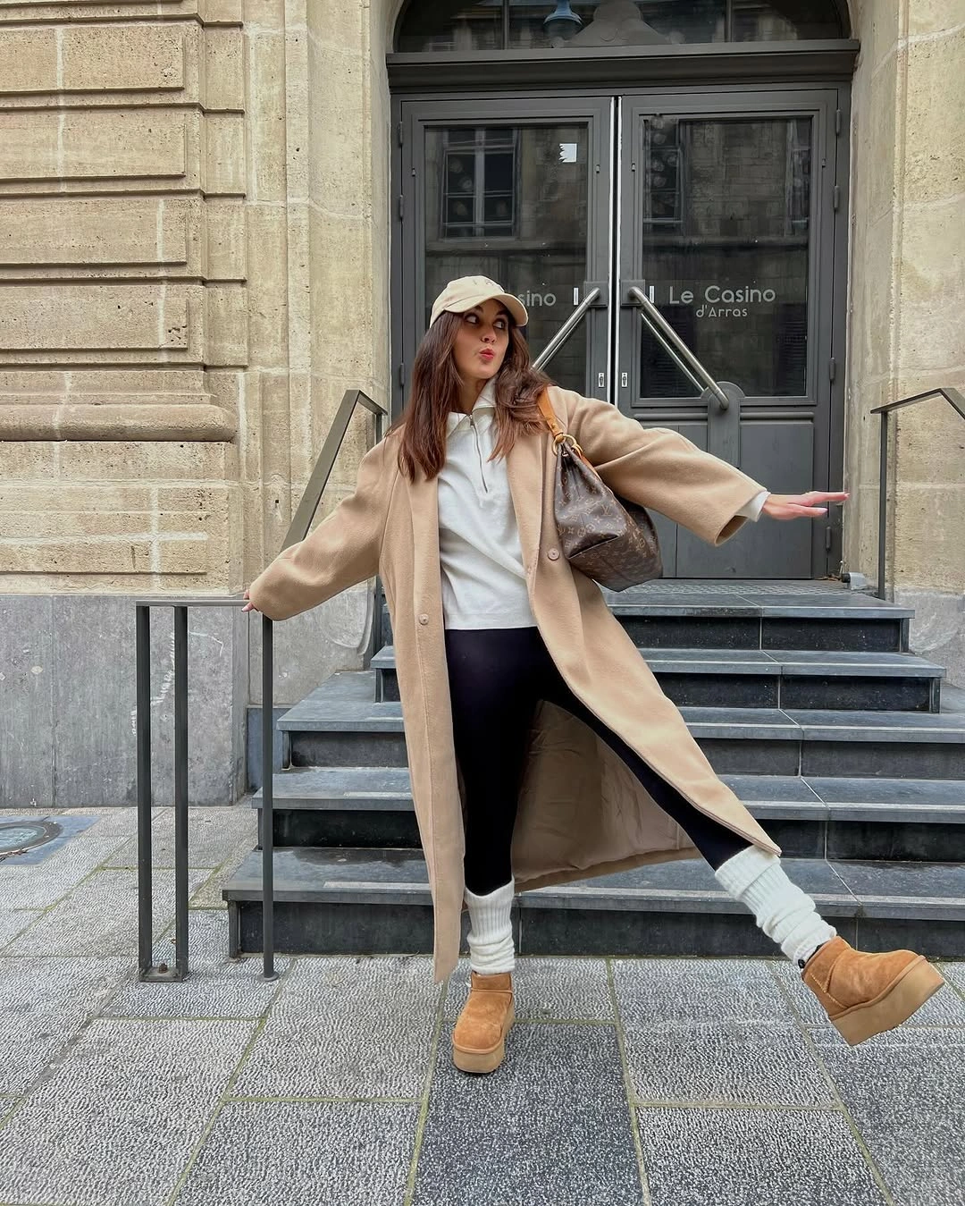 fall mom outfits 2026 Cozy Layers That Make Leggings Feel Elevated