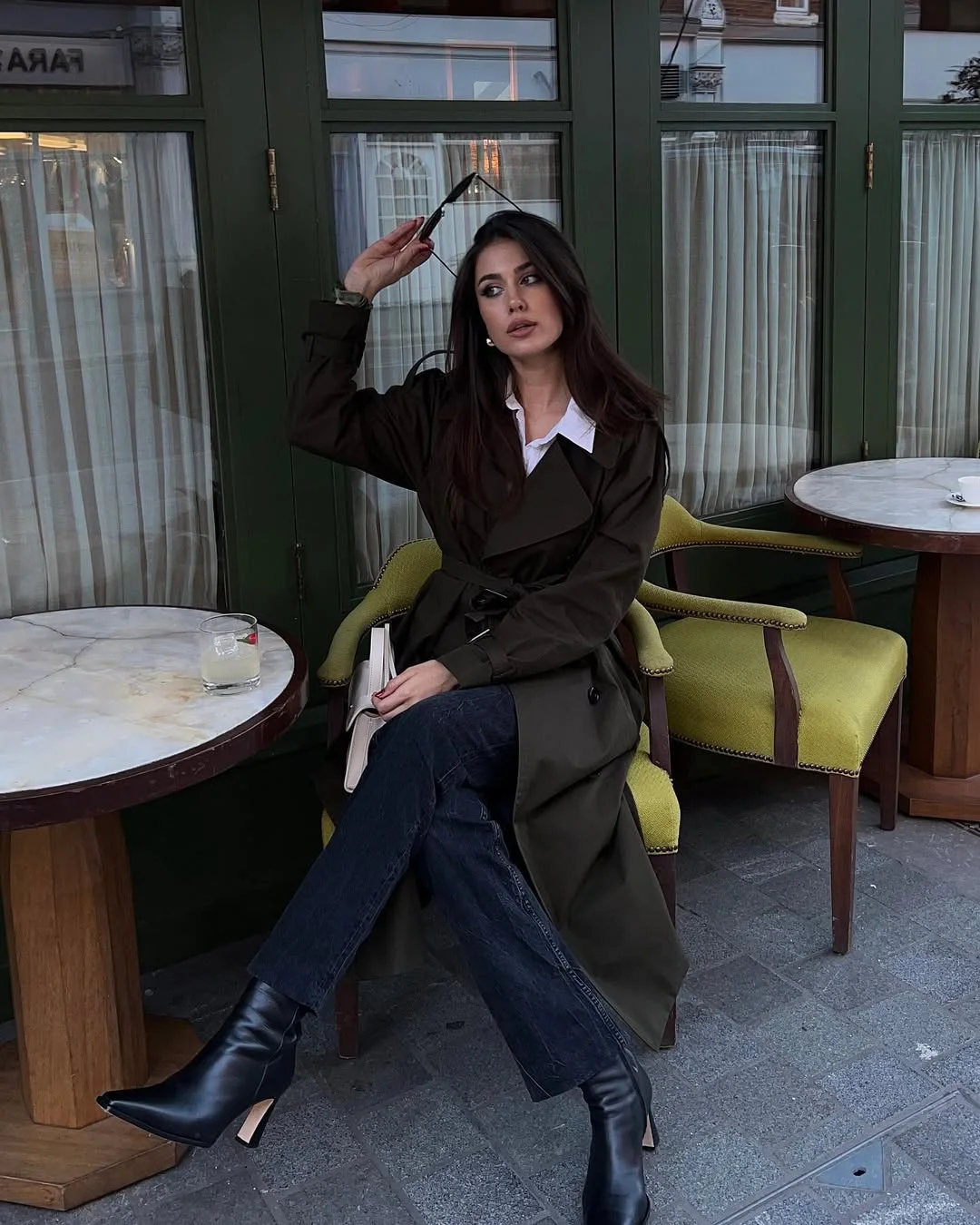 fall office outfits for women 2026 Dark Trench Coats and Denim for Effortless City Style