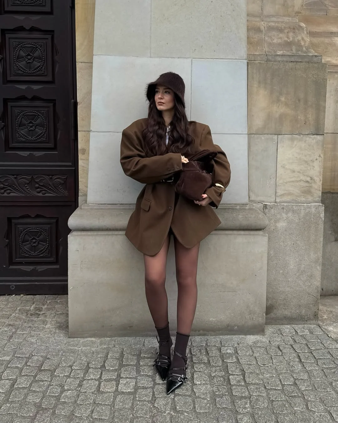 fall outfits for big busted women 2026 Oversized Blazer Styling With Fashion Week Energy