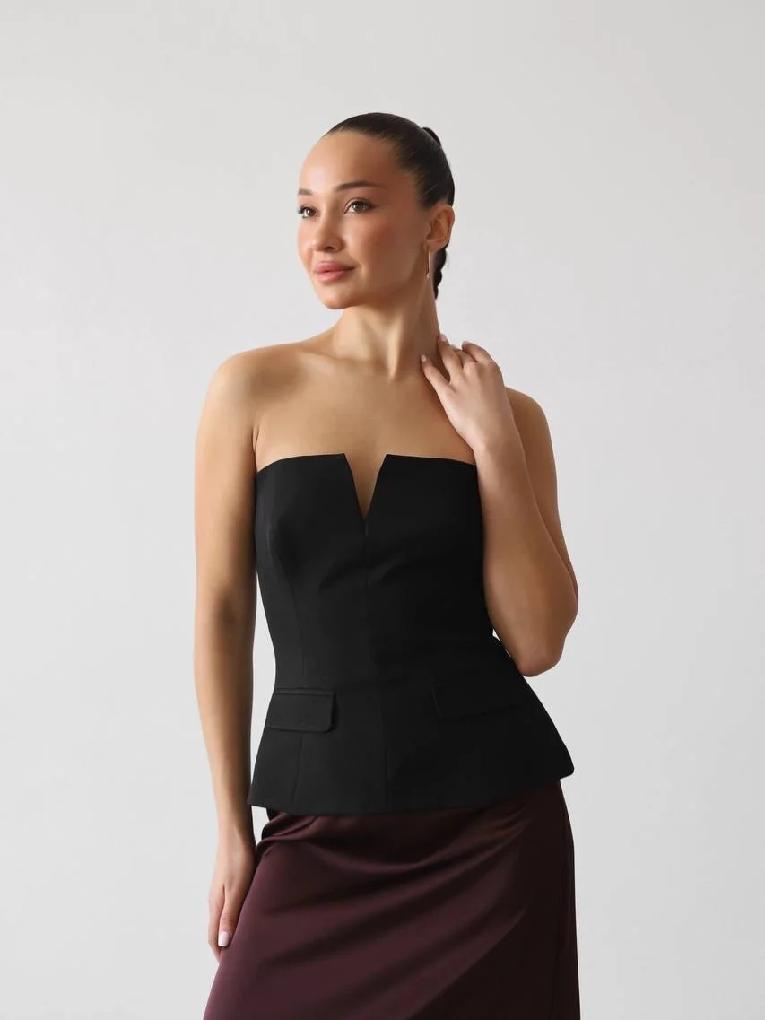 fall outfits for big busted women 2026 Structured Strapless Tailoring For Special Occasions