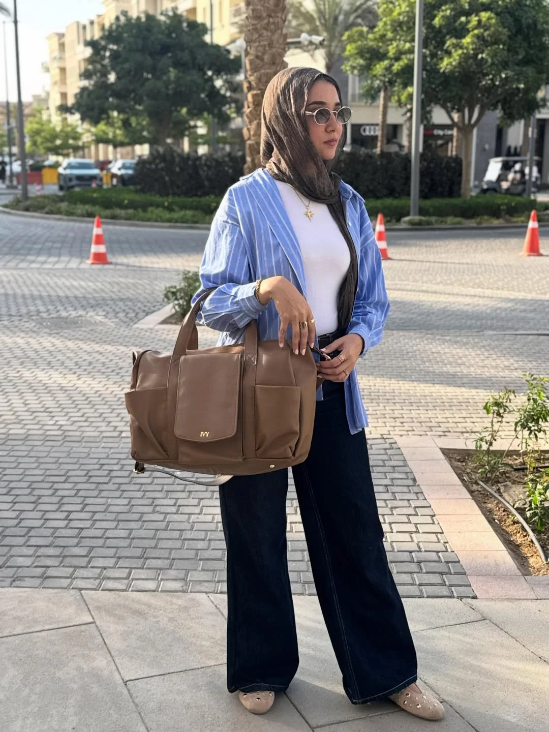 fall outfits for women in 30s style Relaxed Blue Stripes and Wide-Leg Denim for Everyday Comfort