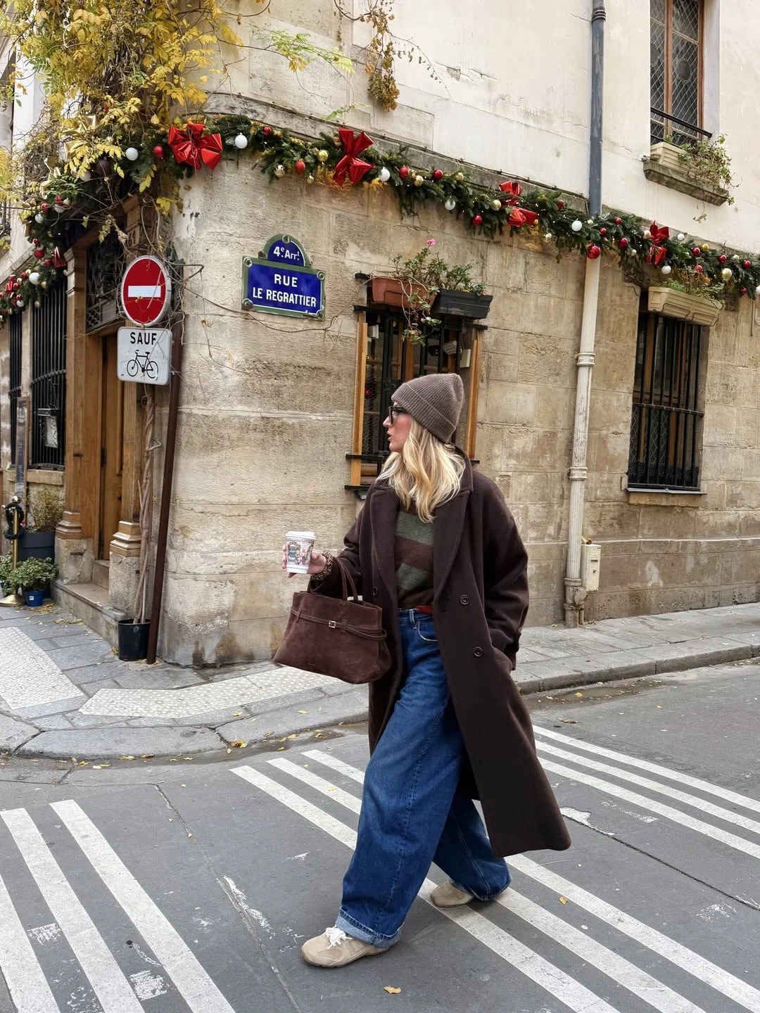 fall outfits with coat 2026 Parisian Inspired Layers for a Crisp Autumn Afternoon