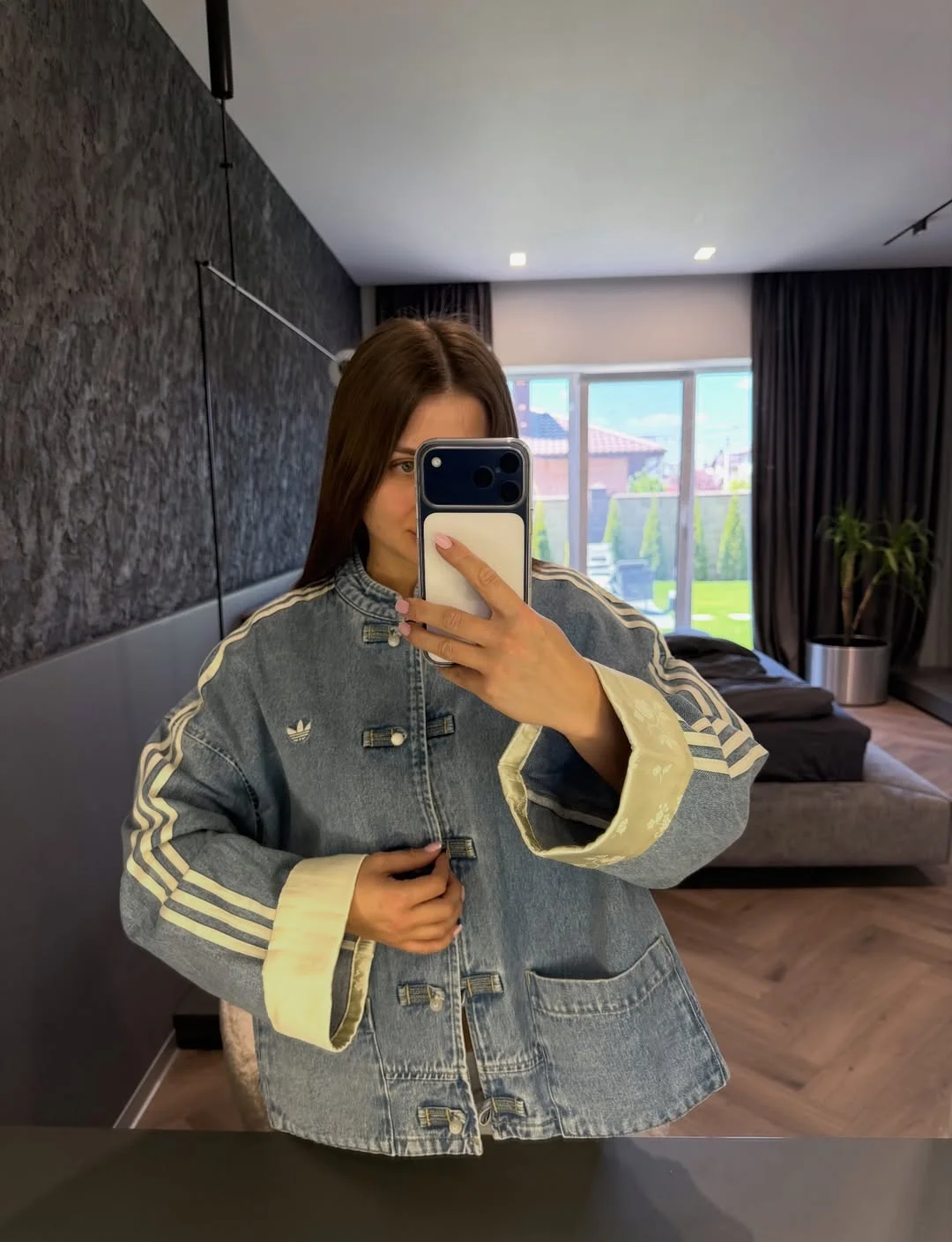 fall outfits with jeans jacket 2026 Sporty Denim Jackets Enter the Fall Fashion Conversation