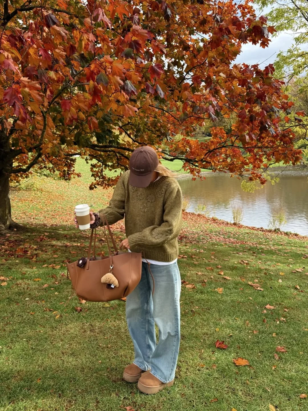fall outfits with sweater 2026 Earth-Tone Sweaters and Light Denim for Peak Autumn Energy