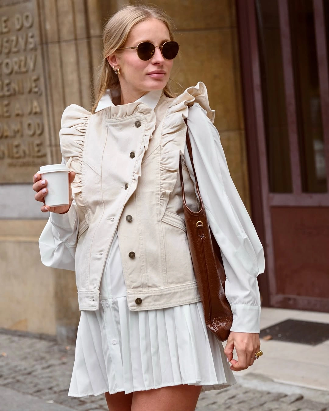 fall pregnancy outfits 2026 Soft Romantic Layers With A Modern Twist