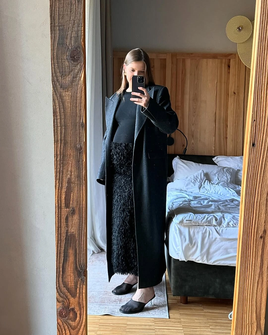 fall pregnancy outfits 2026 Elegant Black Layers For Evenings When Simplicity Speaks Loudest