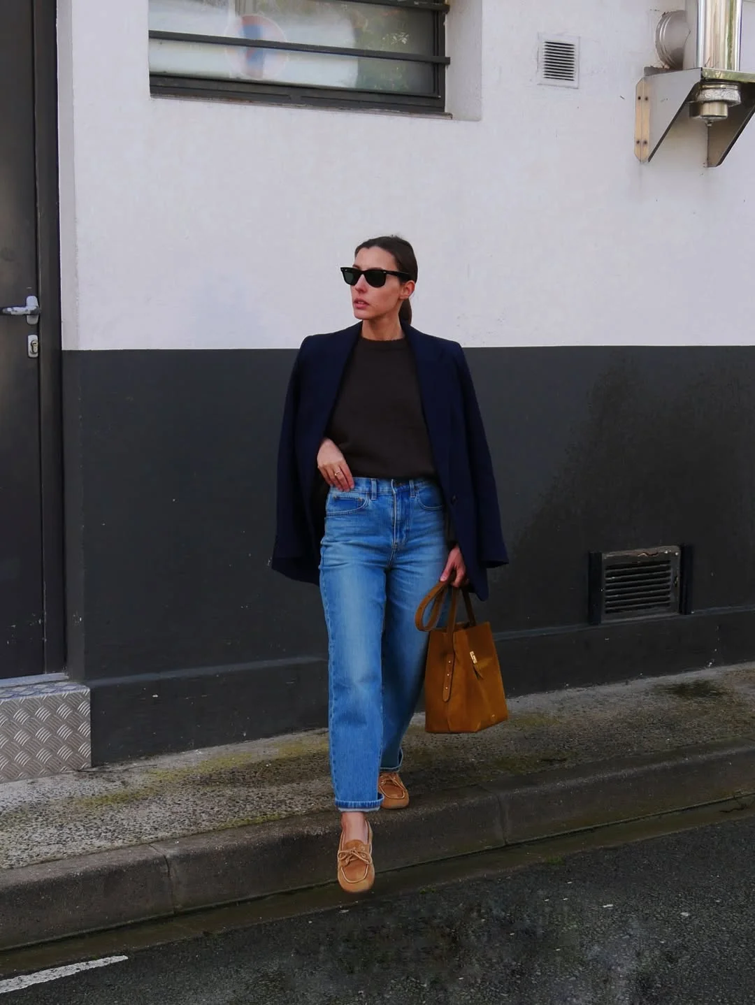 fall smart casual work outfit for women 2026 Relaxed Denim And Blazers For Everyday Office Life