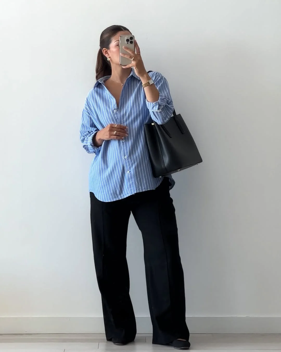 fall work outfits 2026 Oversized Blue Shirts With Relaxed Black Trousers
