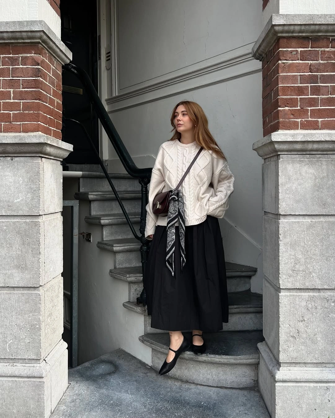 modest fall outfits 2026 Soft Cable Knits Paired with Flowing Skirts for Timeless Femininity