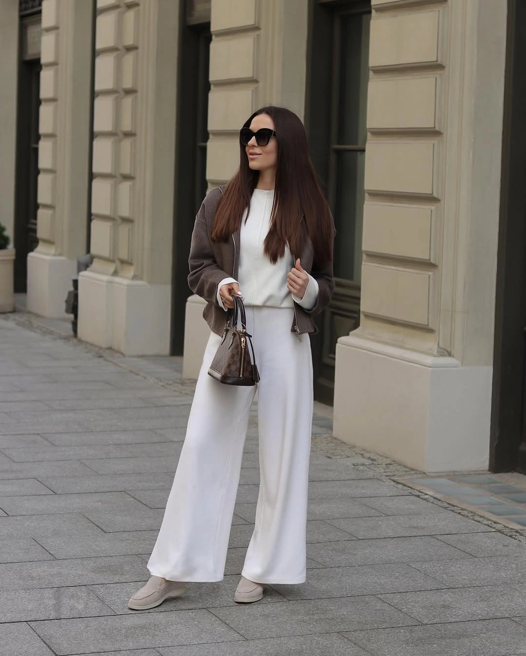 nice fall outfits 2026 Elegant Neutral Layers That Feel Effortlessly Expensive