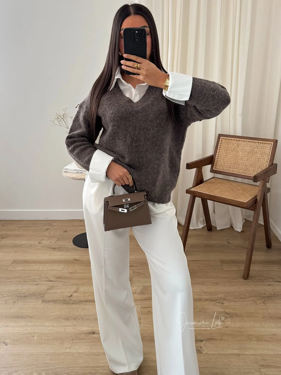 what are must have fall outfits for 2026 Soft Mocha Knitwear With Crisp White Tailoring for Effortless Elegance