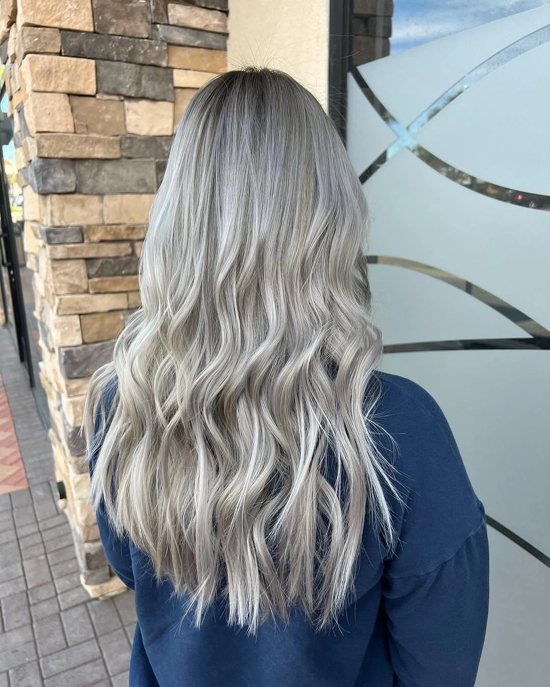 august hairstyles and color ideas 2026 Cool Pearl Blonde with Relaxed Beach Texture