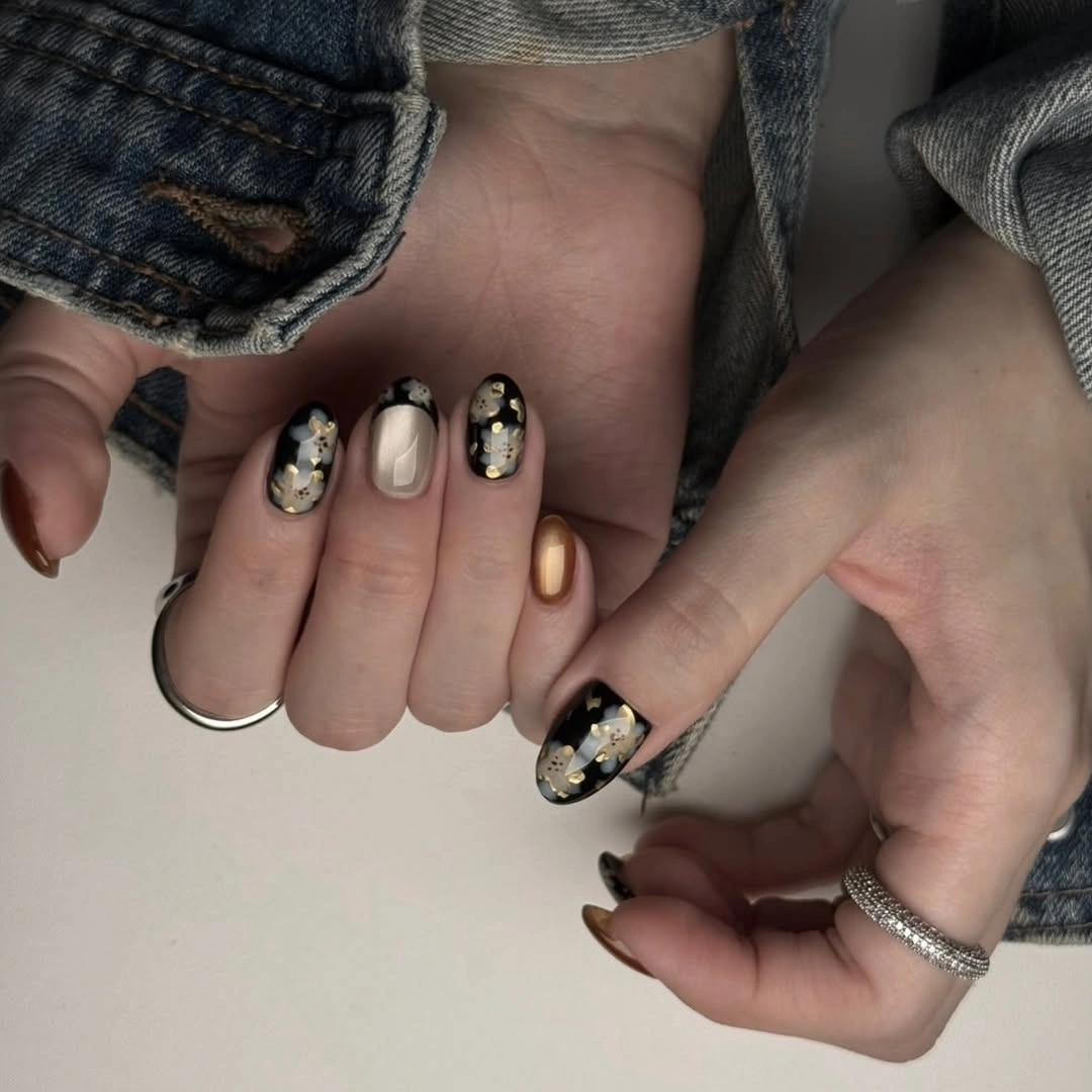 august nails color 2026 Golden Floral Accents with Soft Champagne Elegance