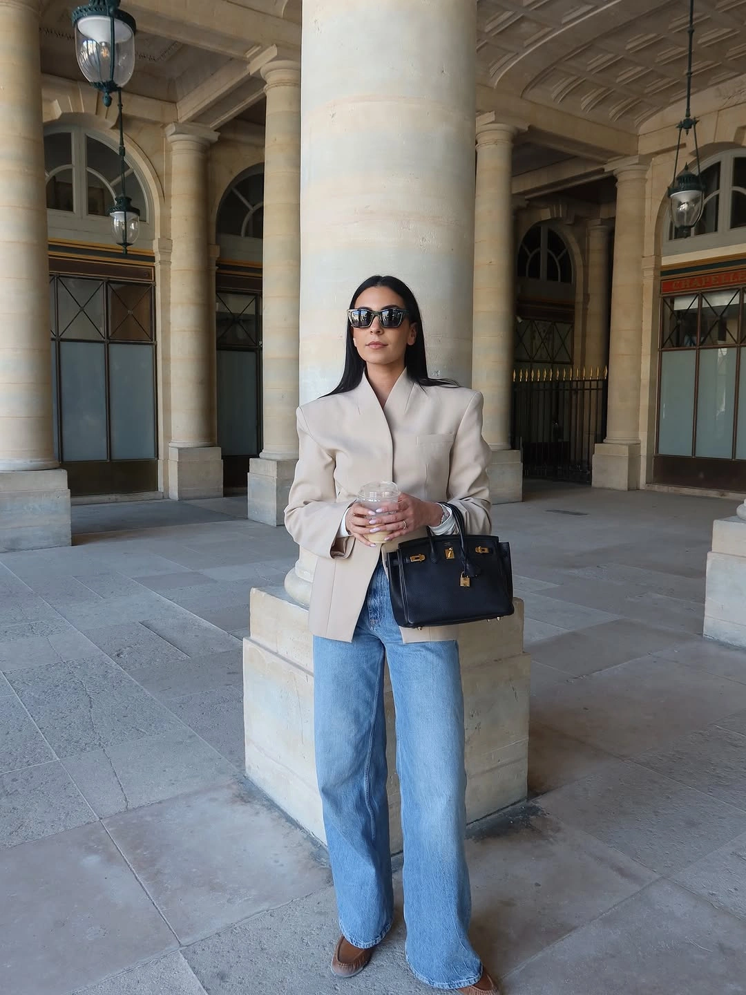 august outfits 2026 Relaxed Blazers Turn Summer Denim Into Elevated City Style