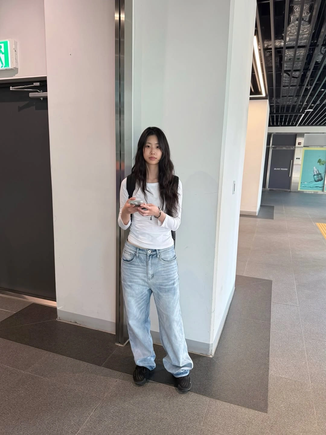 august outfits 2026 Minimal White Basics Always Win During Busy August Days
