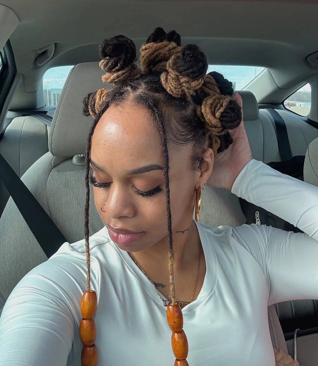 bantu knots hairstyles Soft Two-Tone Bantu Knots with Face-Framing Locs