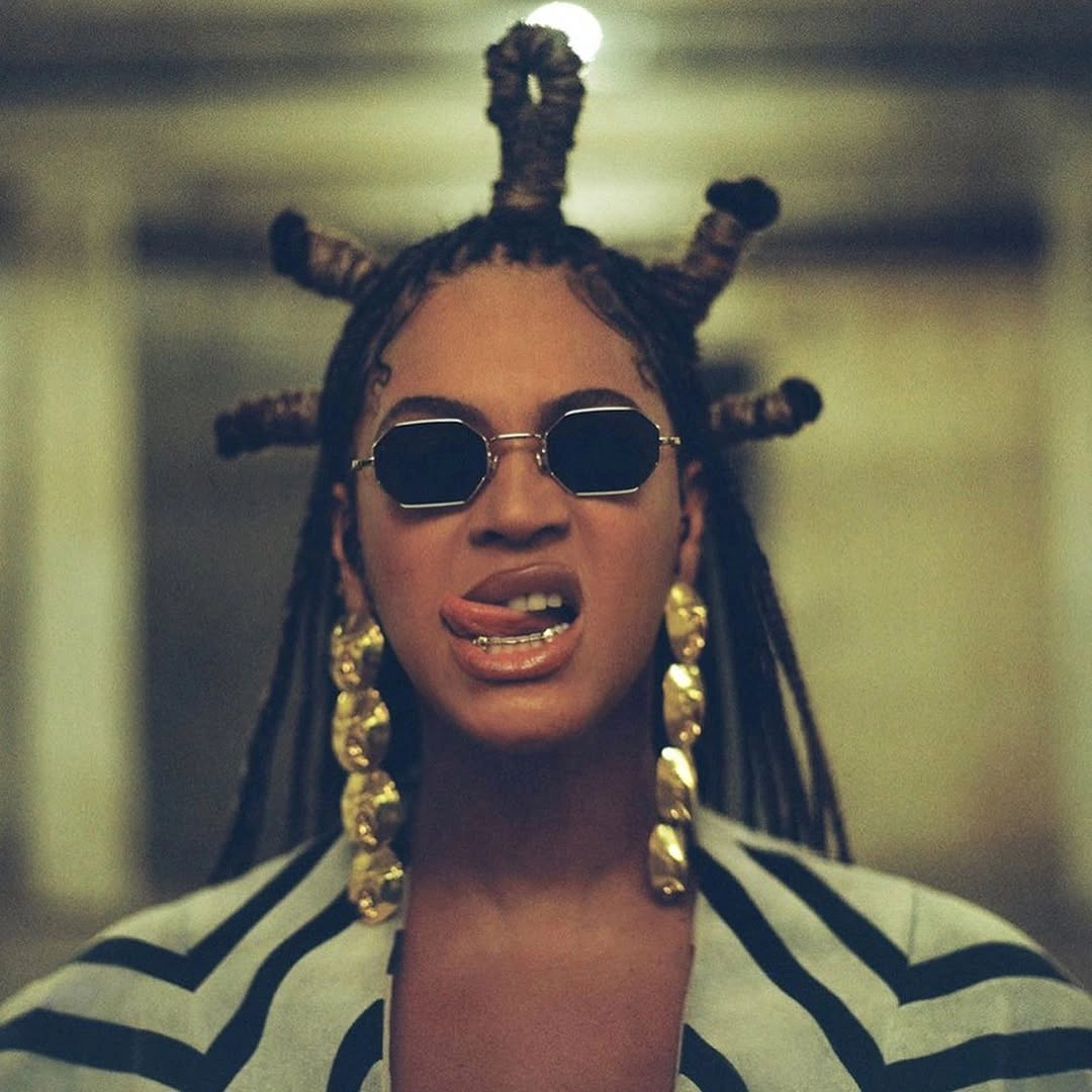 bantu knots hairstyles Iconic Bantu Knots with Long Braided Lengths