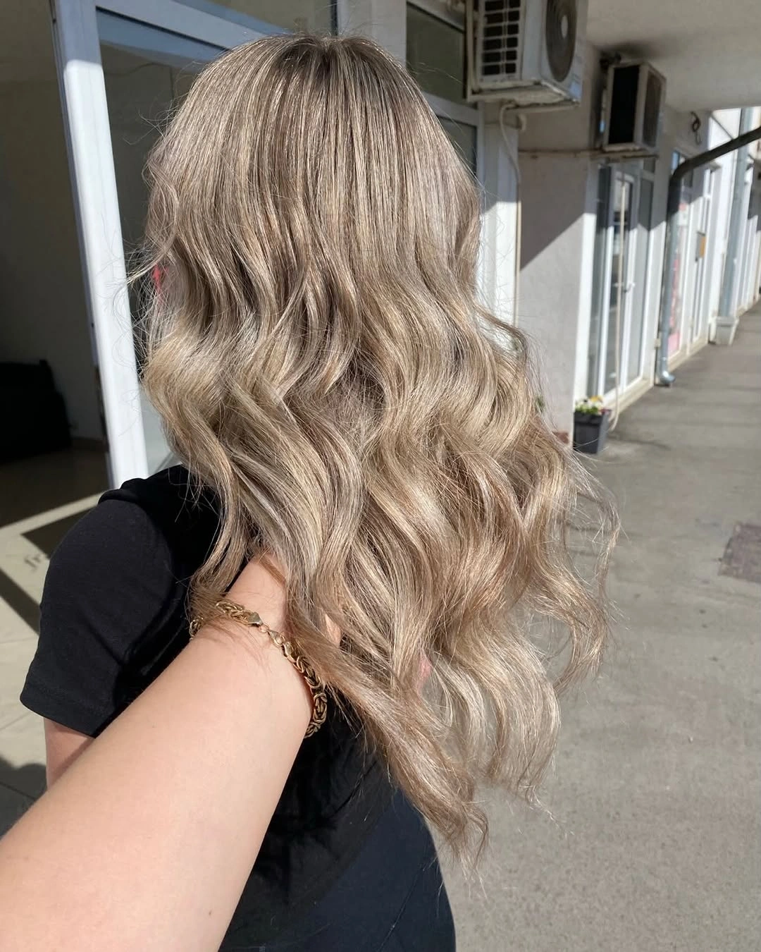 beige blond hair color Smoky Beige Blonde Balayage with Airy Waves