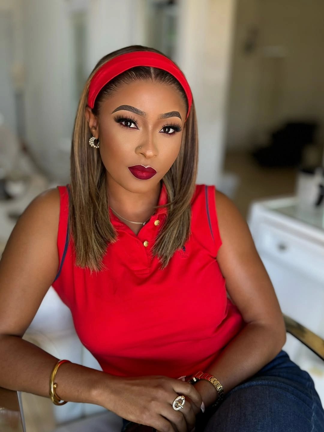 bob hairstyles for black women Honey Brown Bob With a Bright Red Headband