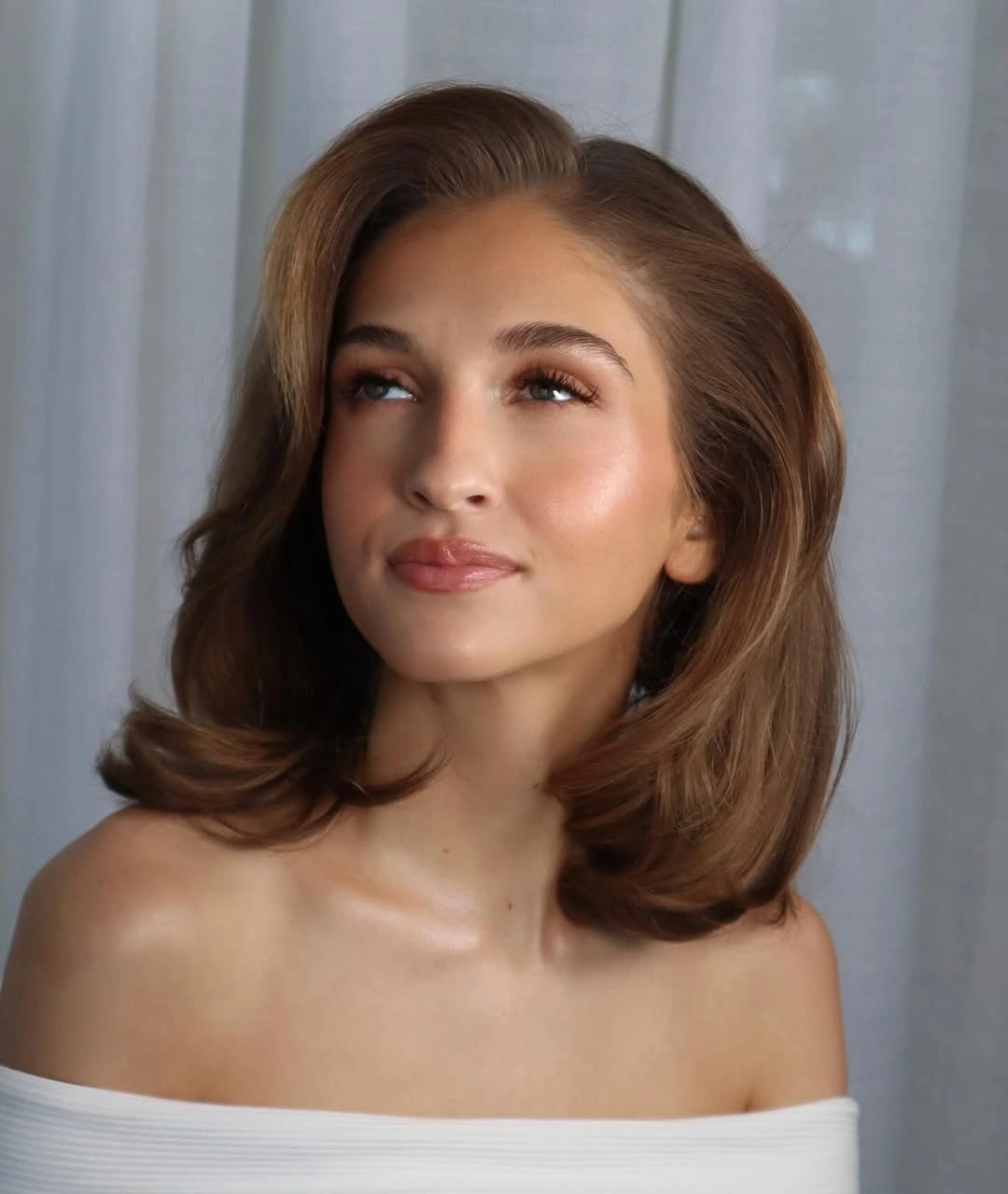 bridesmaid hairstyling Classic Shoulder-Length Blowout with Modern Volume