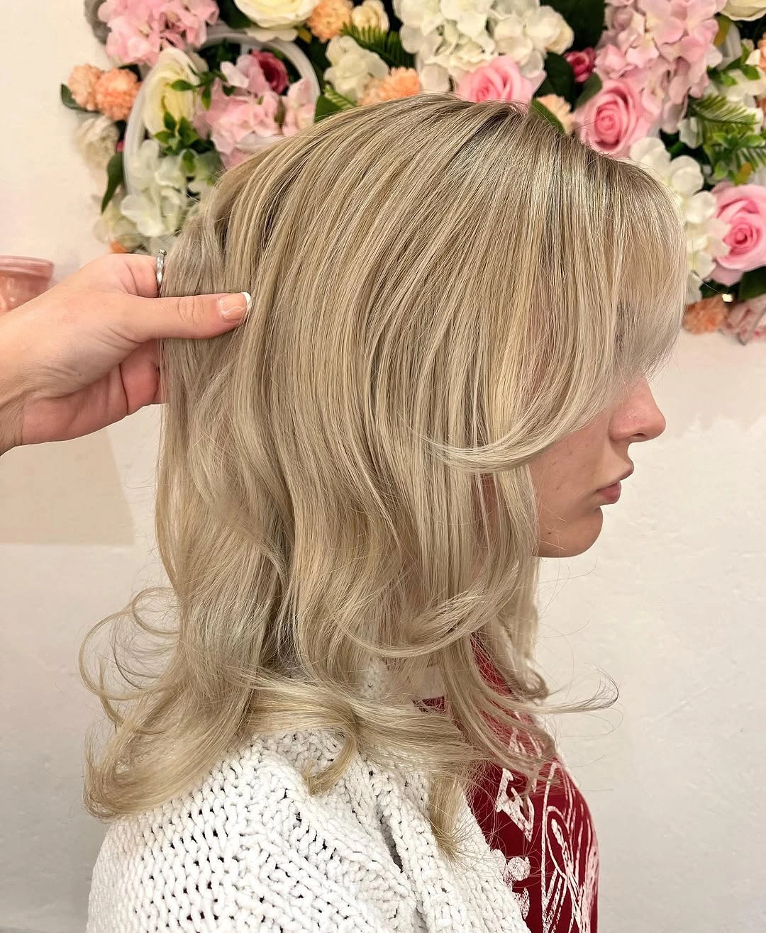choppy medium layered hair Soft Champagne Blonde Layers With Wispy Curtain Fringe