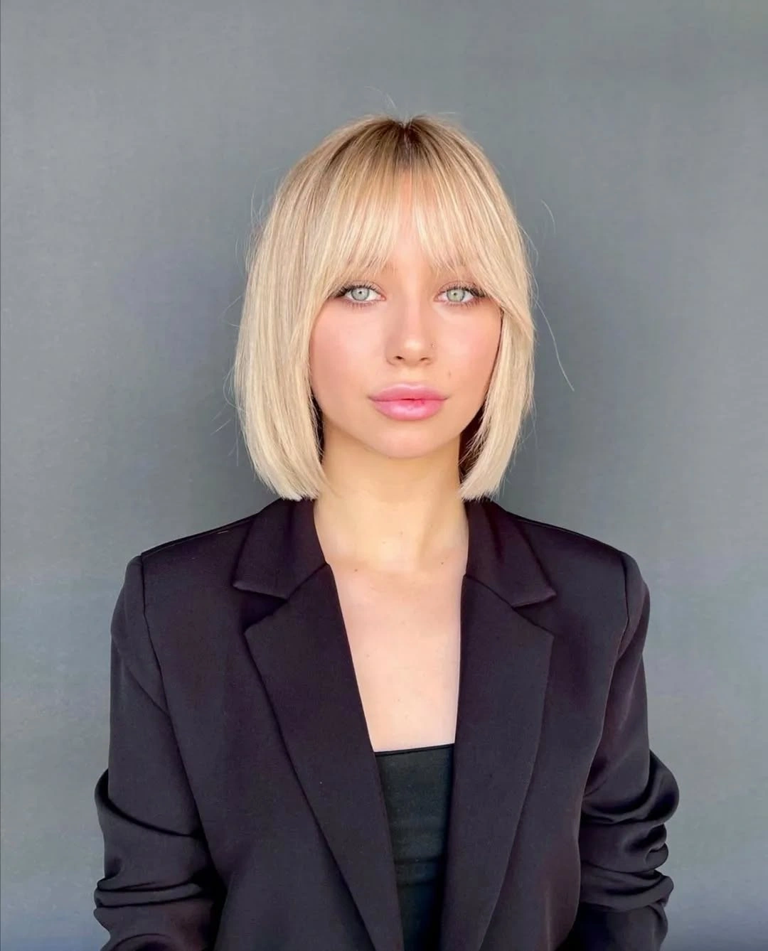 fall bob haircut ideas 2026 Modern Blonde Bob With Airy Curtain Bangs