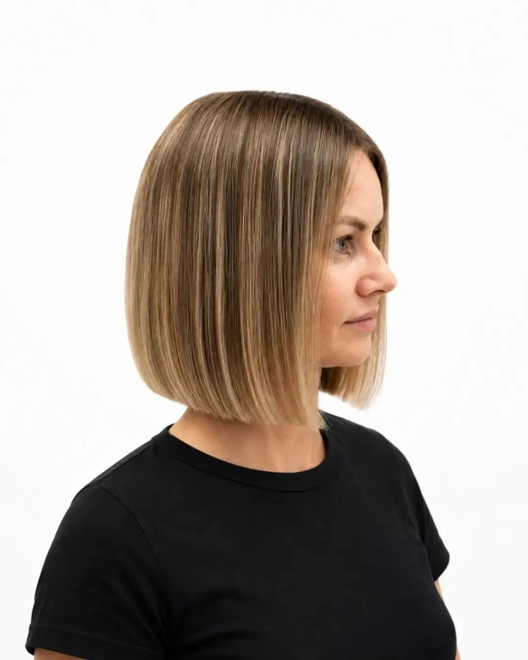 fall bob haircut ideas 2026 Precision Blunt Bob With Full Statement Bangs
