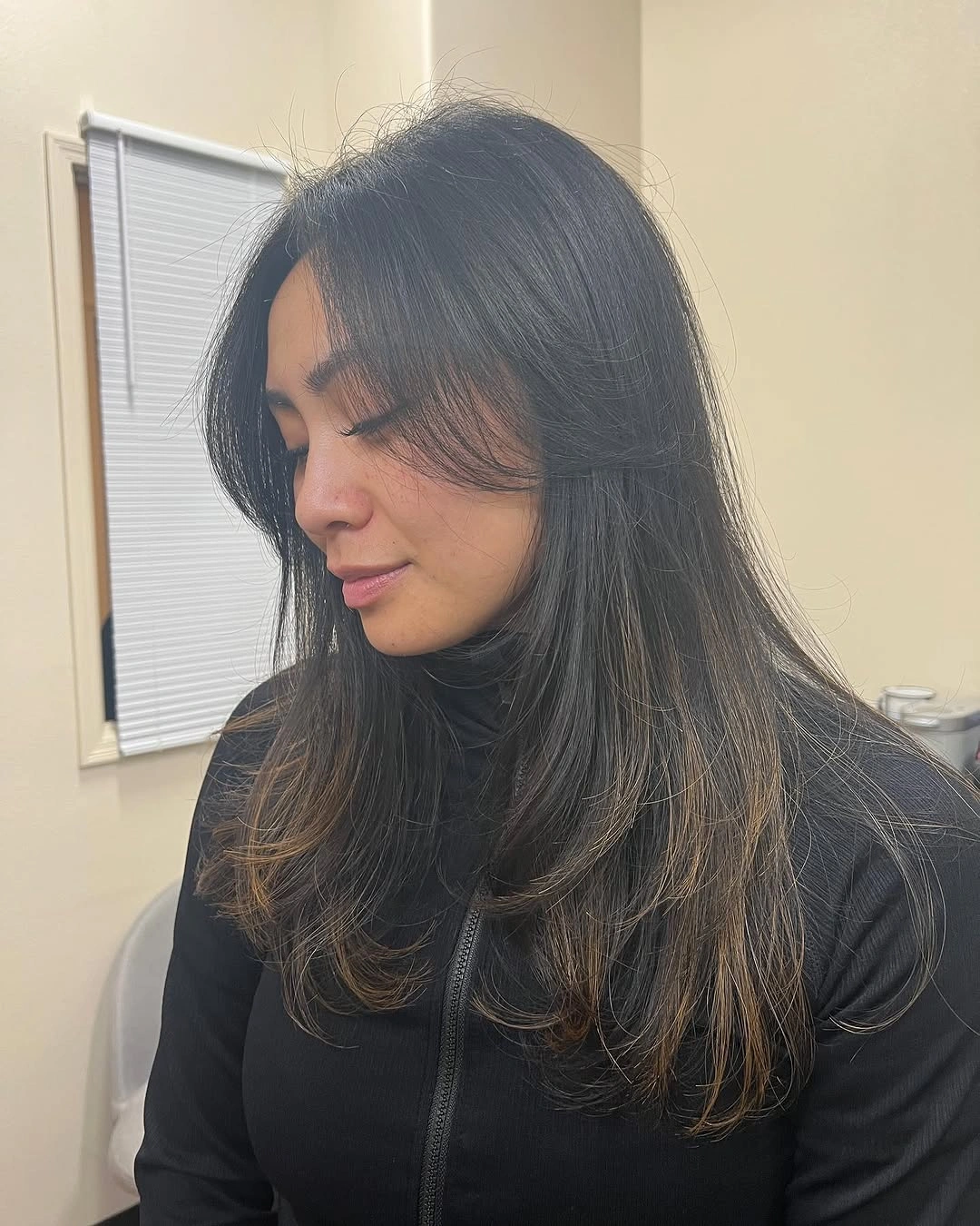 fall haircuts for women 2026 Soft Curtain Layers for Everyday Elegance