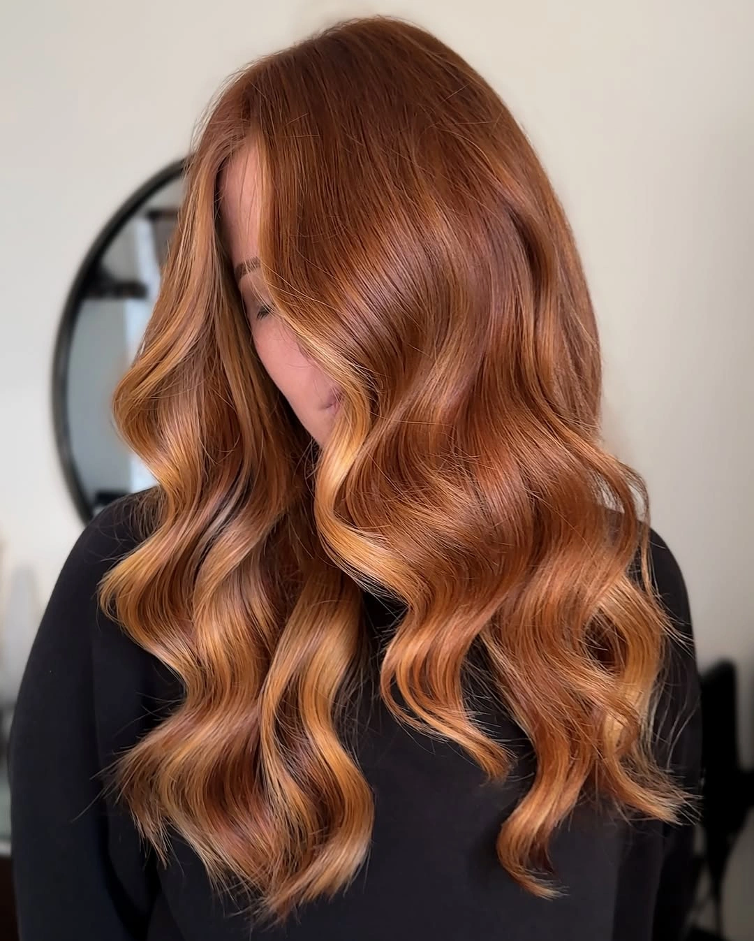 fall hairstyles 2026 Warm Cinnamon Waves That Celebrate Fall Color