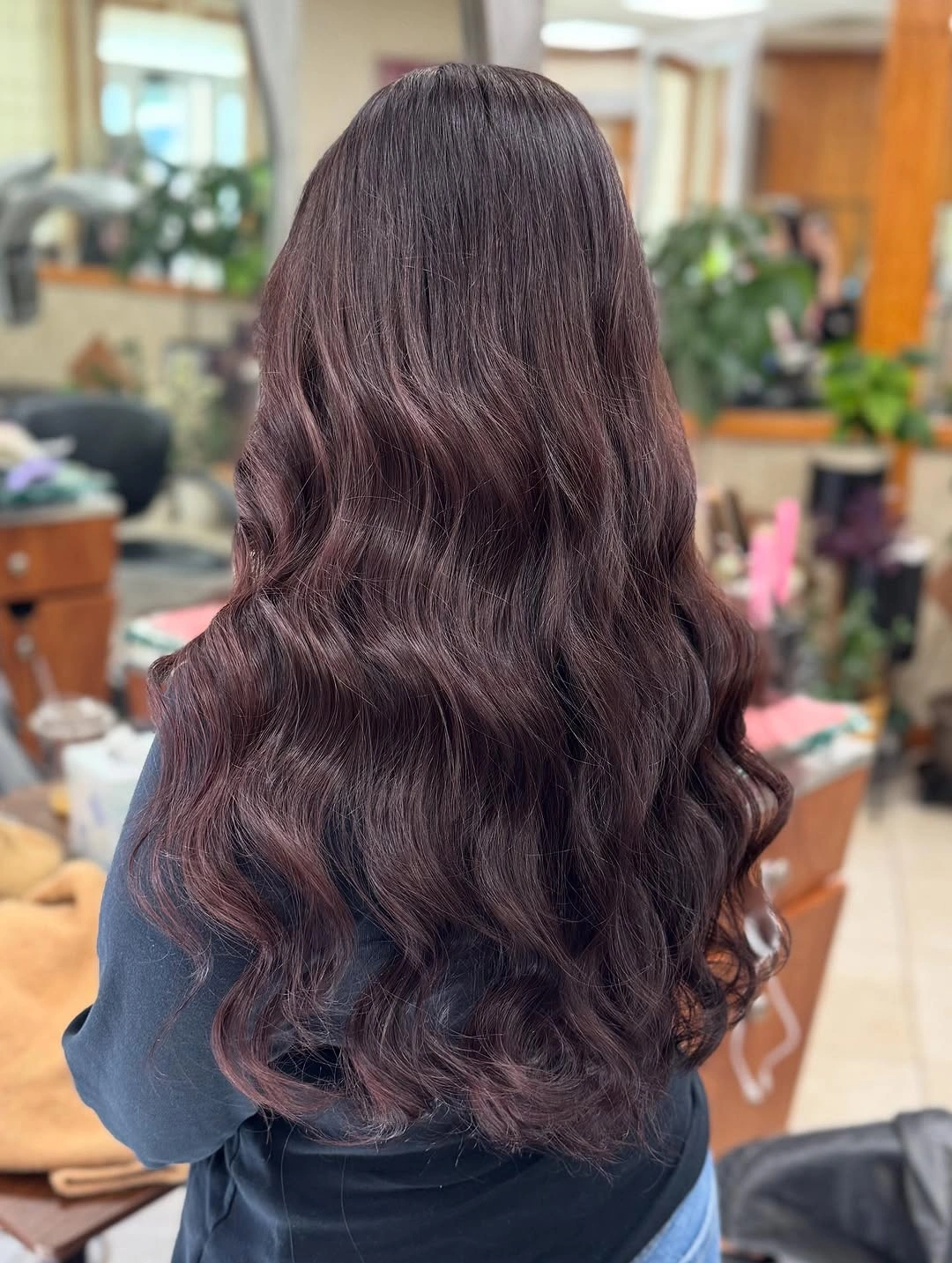 fall hairstyles for long hair 2026 Soft Chocolate Waves for an Effortlessly Romantic Finish