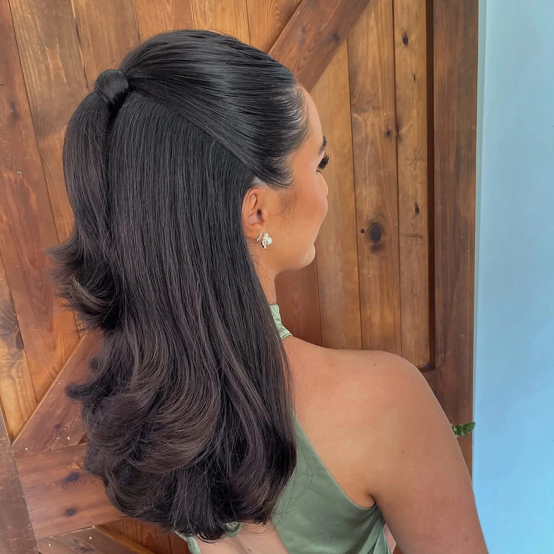 Fall hairstyles for office 2026 Elegant Half-Up Blowout for Long Office Hair