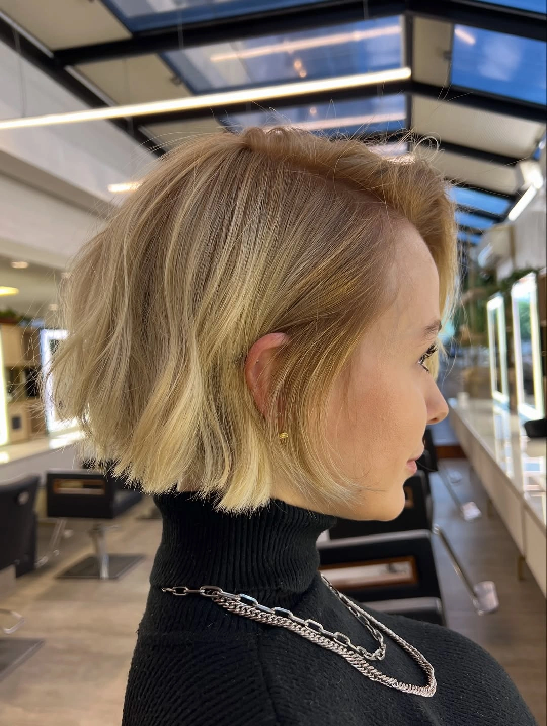 Fall hairstyles for short hair 2026 Textured Blonde Bob with Soft Volume for Crisp Fall Days