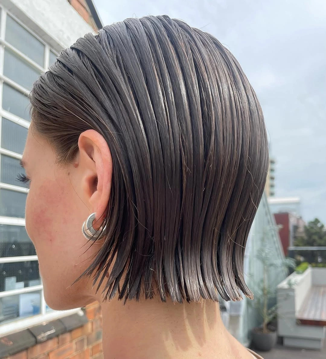 Fall hairstyles for short hair 2026 Sleek Glass Bob That Turns Minimalism into a Statement