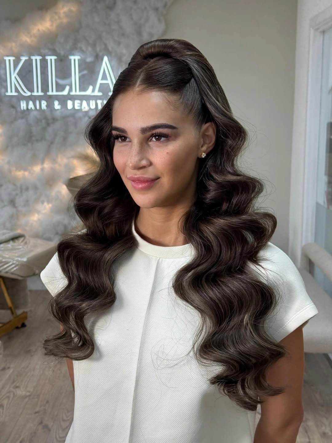 Fall hairstyles for wedding guests 2026 Vintage Half-Up Waves with Soft Volume at the Crown