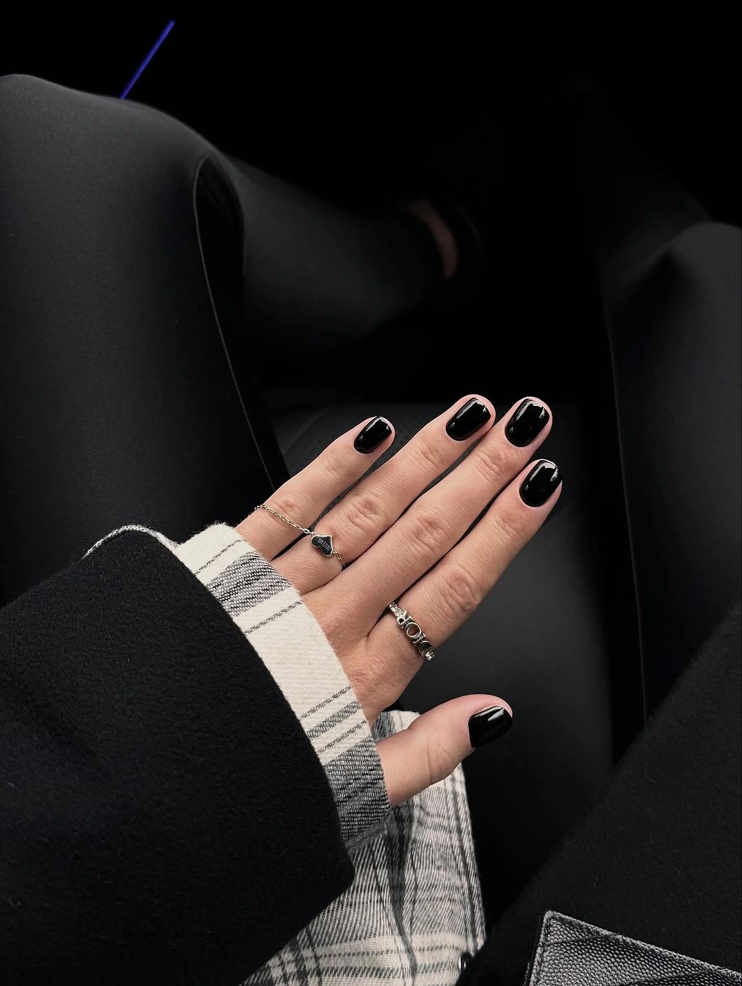 Fall manicure 2026 Black Micro-French Manicure With Nude Centers