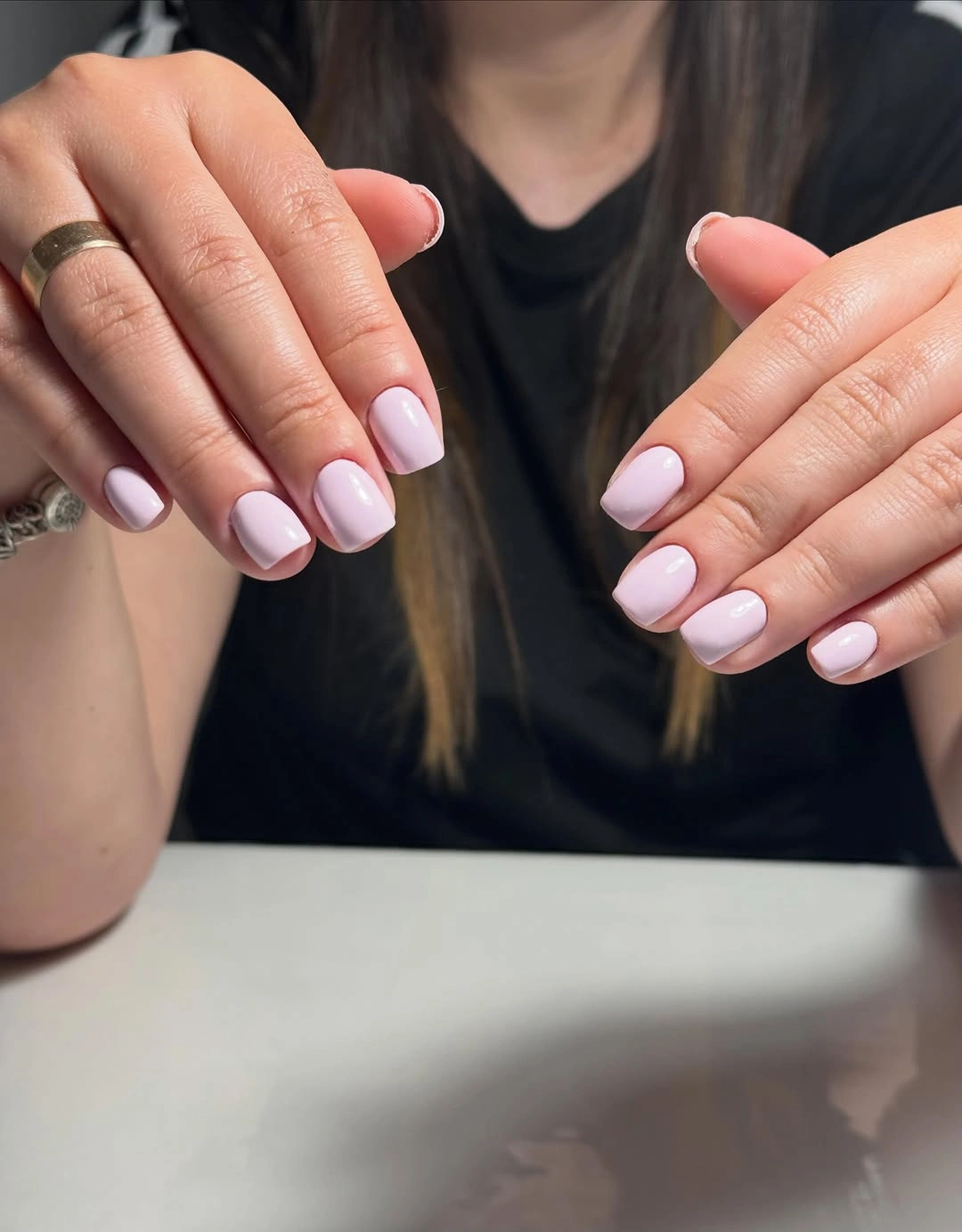 Fall manicure 2026 Pale Lavender Short Nails With Rounded Shine