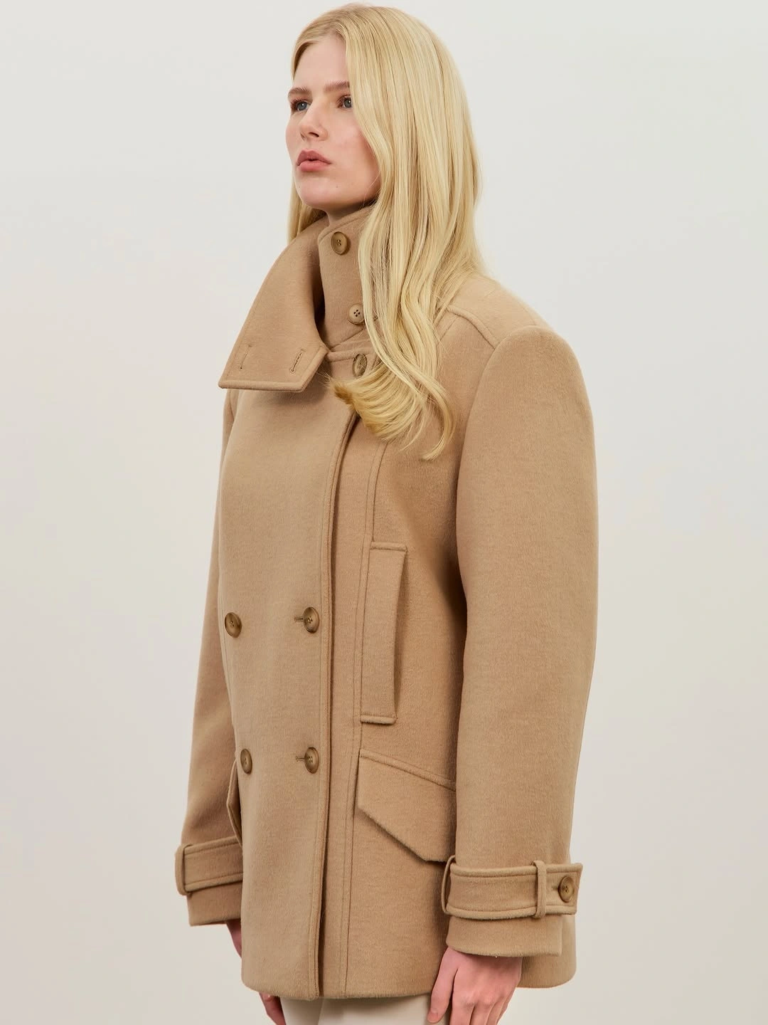 fall outfits with peacoat Classic Camel Peacoat With Timeless Fall Elegance